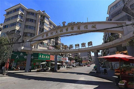 立新15中学区房黄金二楼84平米证满五年出售63万